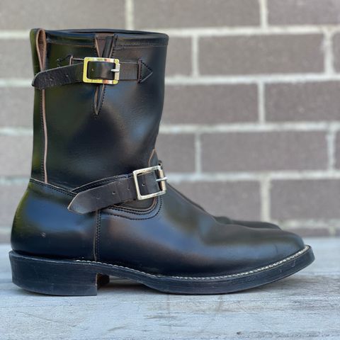 View photo of Viberg Engineer in Maryam Black Teacore Horsebutt