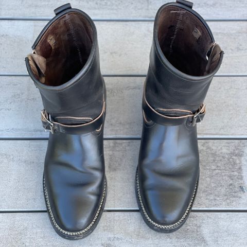 View photo of Viberg Engineer in Maryam Black Teacore Horsebutt