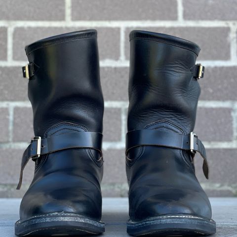 View photo of Viberg Engineer in Maryam Black Teacore Horsebutt