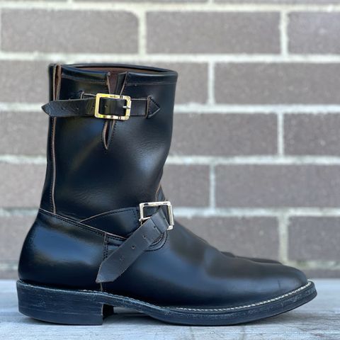 View photo of Viberg Engineer in Maryam Black Teacore Horsebutt