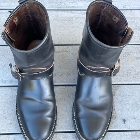 View photo of Viberg Engineer in Maryam Black Teacore Horsebutt