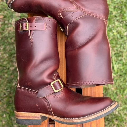 View photo of Wesco Mister Lou in Horween Umber Chromexcel