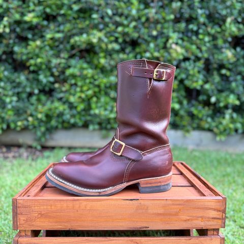 View photo of Wesco Mister Lou in Horween Umber Chromexcel