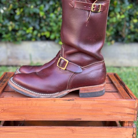 View photo of Wesco Mister Lou in Horween Umber Chromexcel