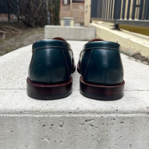 View photo of Grant Stone Traveler Penny in Horween Navy Chromexcel