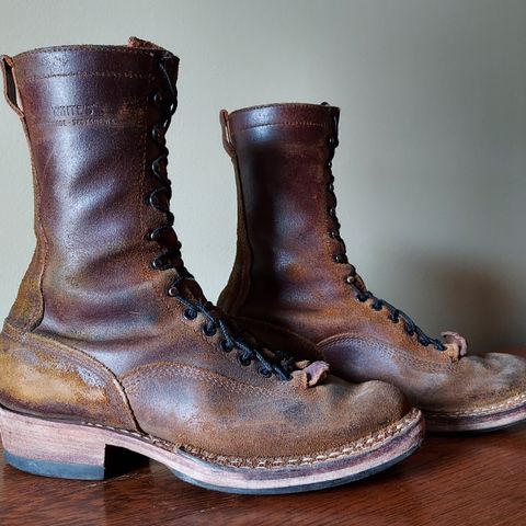 View photo of White's Bounty Hunter in Horween Cinnamon Waxed Flesh