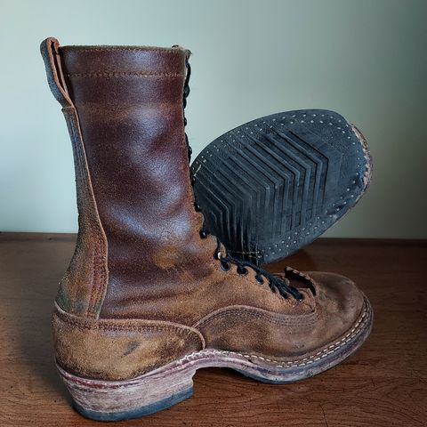 View photo of White's Bounty Hunter in Horween Cinnamon Waxed Flesh