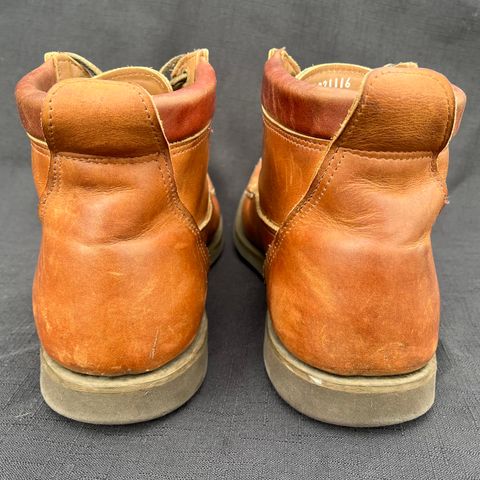 Russell Moccasin Premier Chukka in Horween Rust Chamois