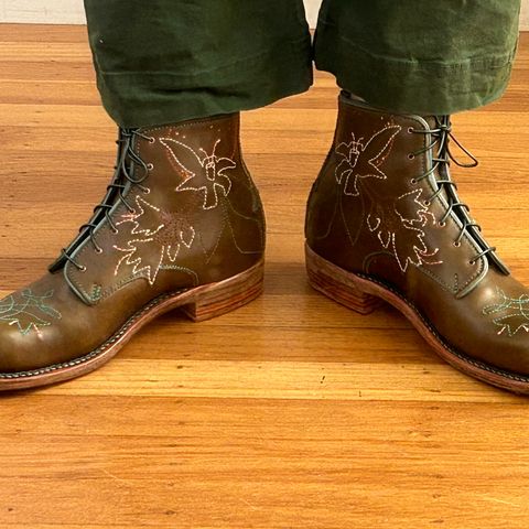 Gitty Duncan 002 in Wickett & Craig Olive English Bridle