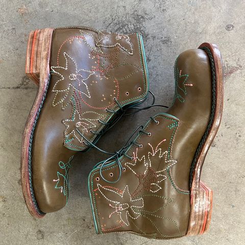 Gitty Duncan 002 in Wickett & Craig Olive English Bridle