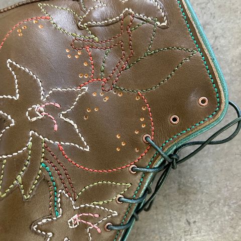 Gitty Duncan 002 in Wickett & Craig Olive English Bridle