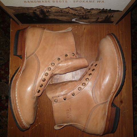 White's 350 Cutter in Maryam Natural Horsebutt
