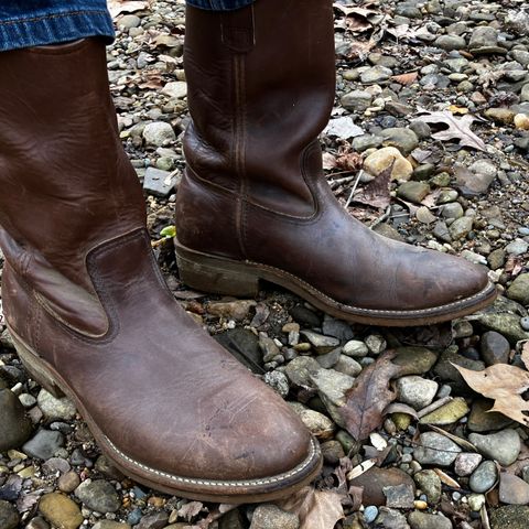 View photo of Red Wing 1155 Nailseat in Brown Boomer