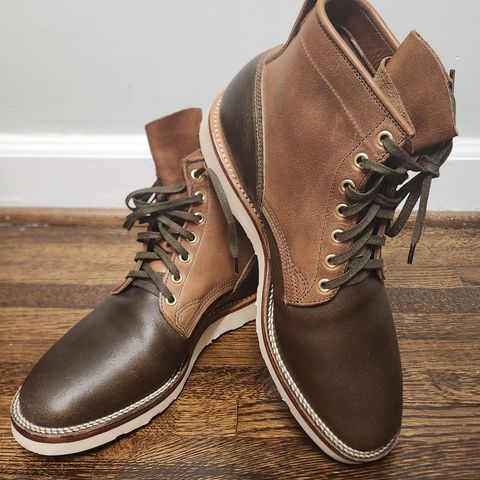 Viberg Bobcat in Horween Olive Waxed Flesh