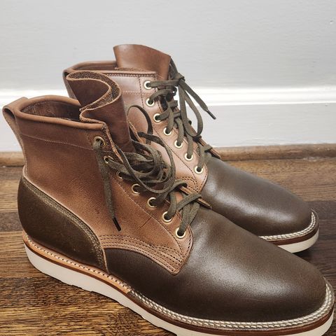 Viberg Bobcat in Horween Olive Waxed Flesh