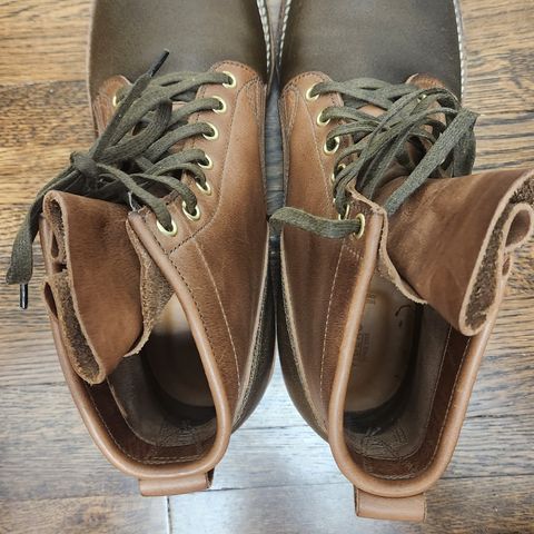 Viberg Bobcat in Horween Olive Waxed Flesh