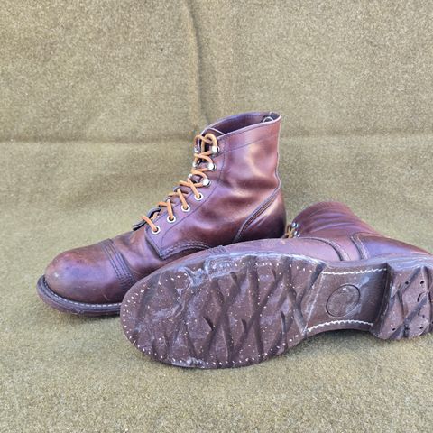 Red Wing Iron Ranger in S.B. Foot Amber Harness