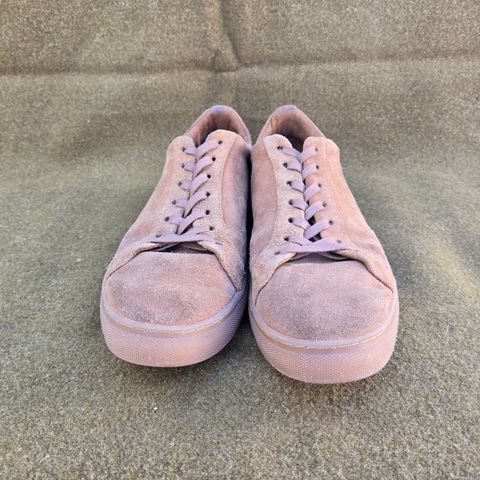 Thursday Premier Low Top in Camel Oil Snuff Suede