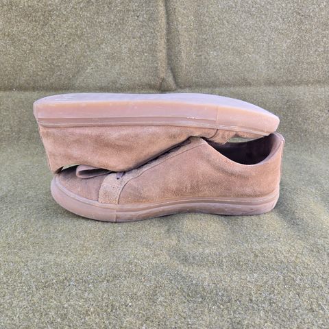 Thursday Premier Low Top in Camel Oil Snuff Suede