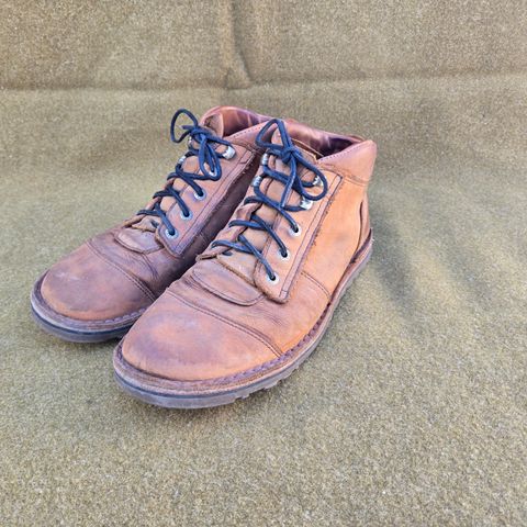 Jim Green African Ranger Barefoot Boot in Fudge Crazy Horse