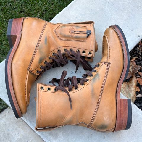 Willie's Handmade Boots Hunting Boot in Horween Natural Latigo
