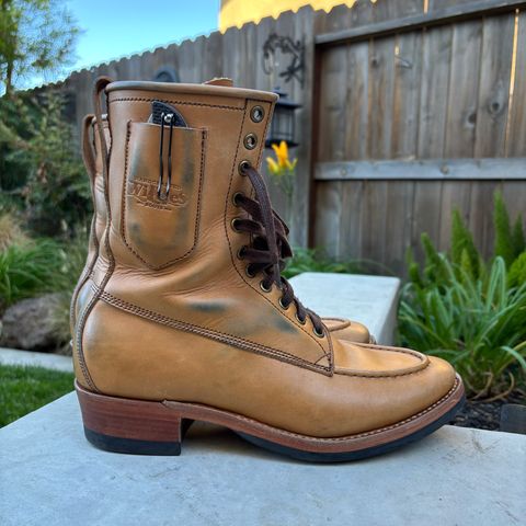 Willie's Handmade Boots Hunting Boot in Horween Natural Latigo
