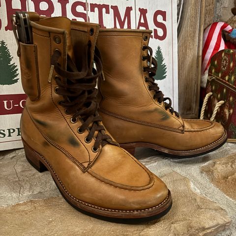 Willie's Handmade Boots Hunting Boot in Horween Natural Latigo