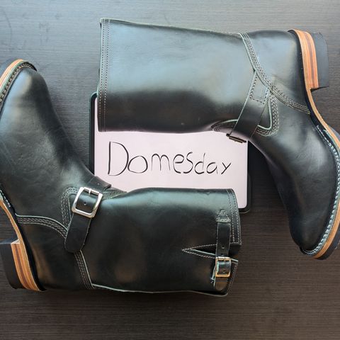 Wesco Mister Lou in Maryam Petrolio Waxed Black Horsehide