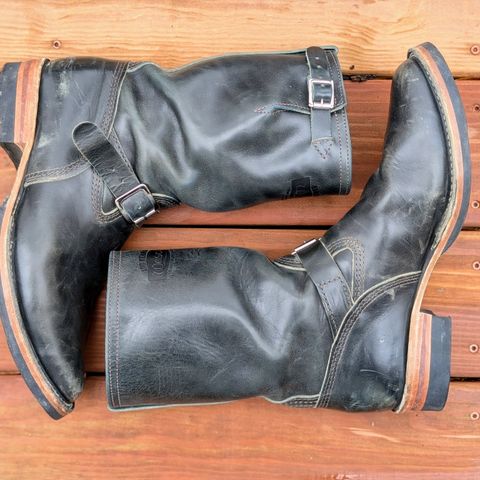 View photo of Wesco Mister Lou in Maryam Petrolio Waxed Black Horsehide