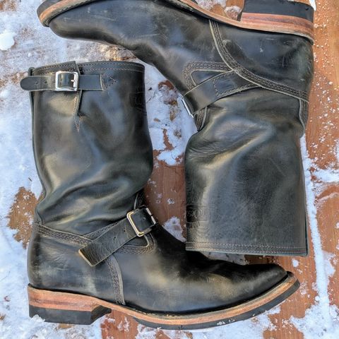 View photo of Wesco Mister Lou in Maryam Petrolio Waxed Black Horsehide