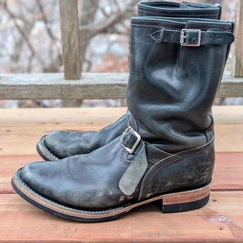 View photo of Wesco Mister Lou in Maryam Petrolio Waxed Black Horsehide