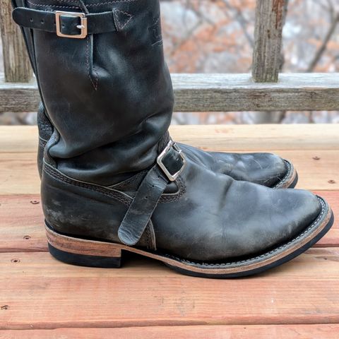 View photo of Wesco Mister Lou in Maryam Petrolio Waxed Black Horsehide