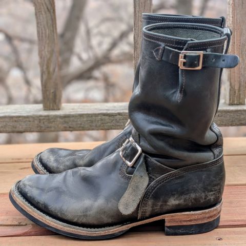 Wesco Mister Lou in Maryam Petrolio Waxed Black Horsehide