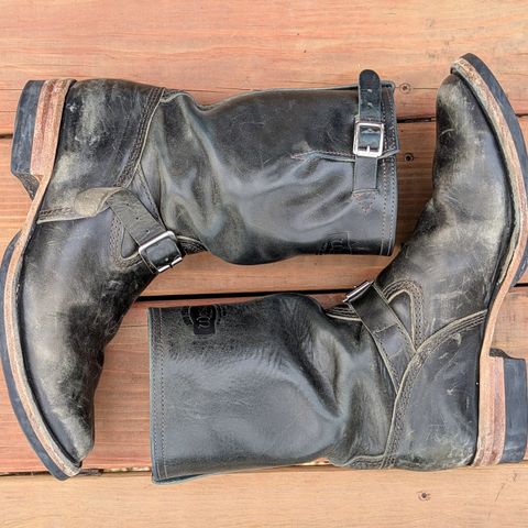 Wesco Mister Lou in Maryam Petrolio Waxed Black Horsehide