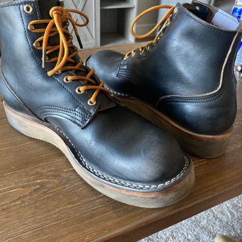 Nicks Free Range in Horween Black Chromexcel
