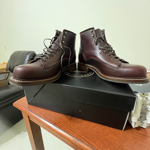 Caswell Carver 2 in Chestnut Oiled Latigo