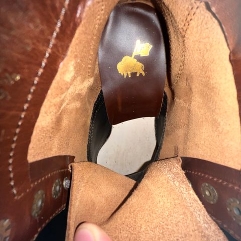 Parkhurst The Allen in Chestnut Veg Tan