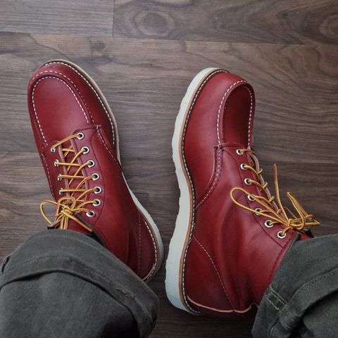Red Wing 6-Inch Classic Moc in S.B. Foot Oro Russet Portage