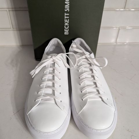 Beckett Simonon Reid Sneakers in White Full-Grain Calfskin Leather