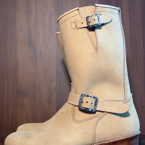 Attractions BILTBUCK Lot .329 Engineer in Sand Beige Roughout