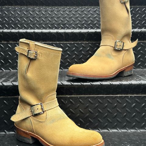 Attractions BILTBUCK Lot .329 Engineer in Sand Beige Roughout