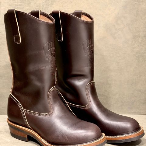 White's Stockman in horween brown chromexcel over dyed black