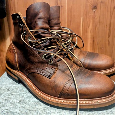 Truman Cap Toe Boot in Tobacco Snakebite