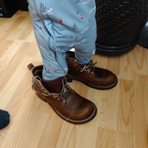 Nicks Thurman Last Heritage Build in Shackleton Cognac