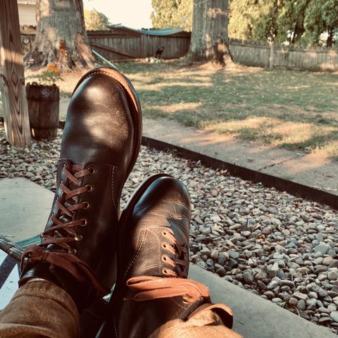Red Wing Blacksmith in S.B. Foot Black Prairie