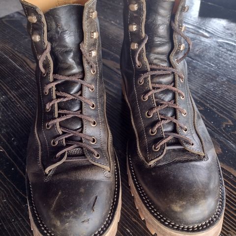 Caswell Carver in Gallun Olive Teton Stag