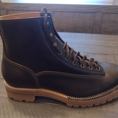 Caswell Carver in Gallun Olive Teton Stag