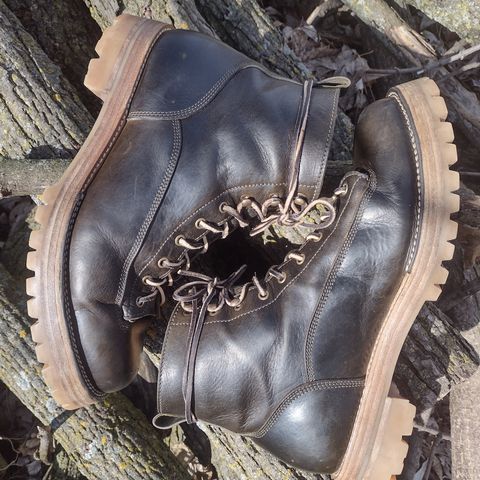 Caswell Carver in Gallun Olive Teton Stag