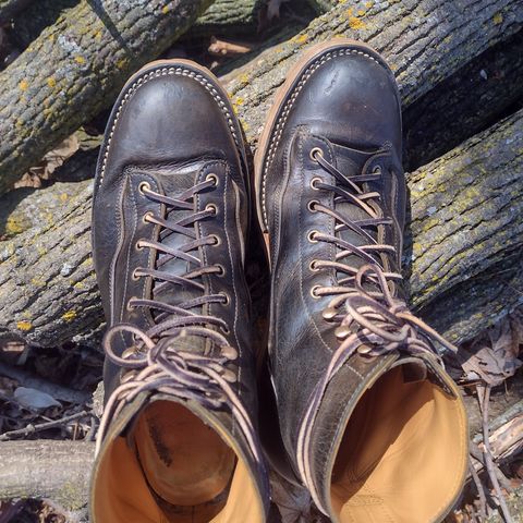 Caswell Carver in Gallun Olive Teton Stag