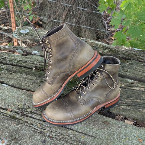 Nicks Americana in Horween Charcoal Cypress